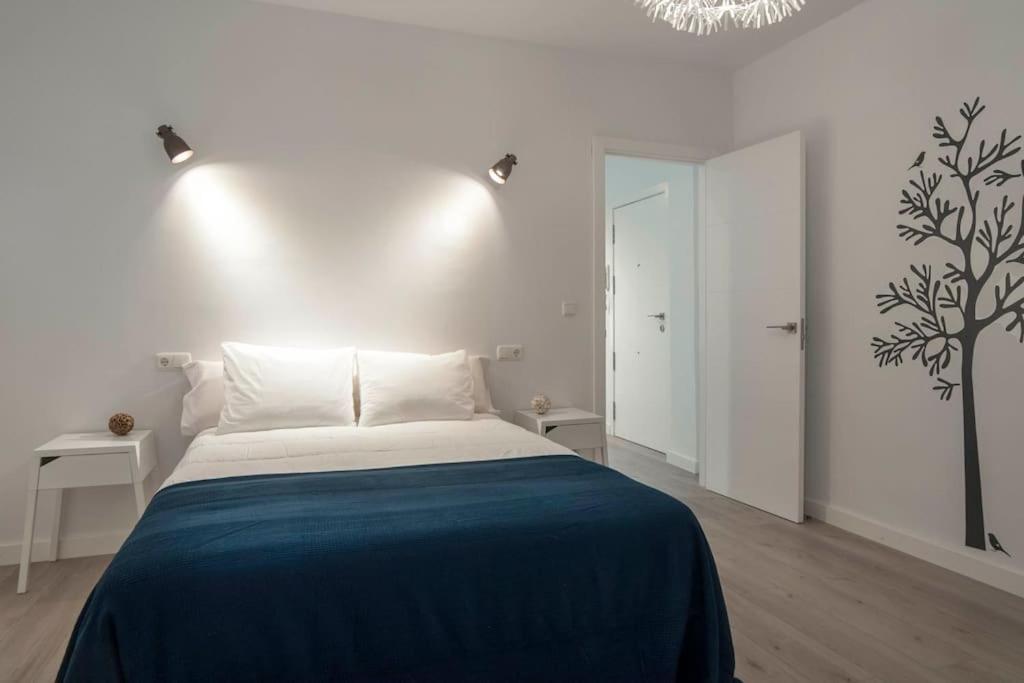 Moderno Apartamento En Plaza Merced Malaga Zewnętrze zdjęcie