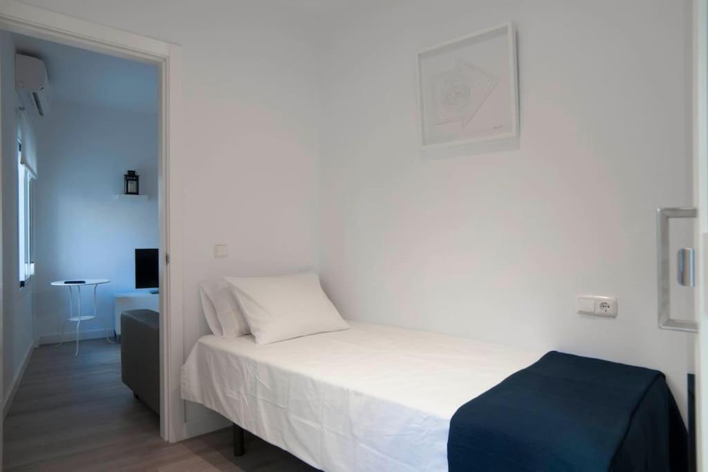 Moderno Apartamento En Plaza Merced Malaga Zewnętrze zdjęcie